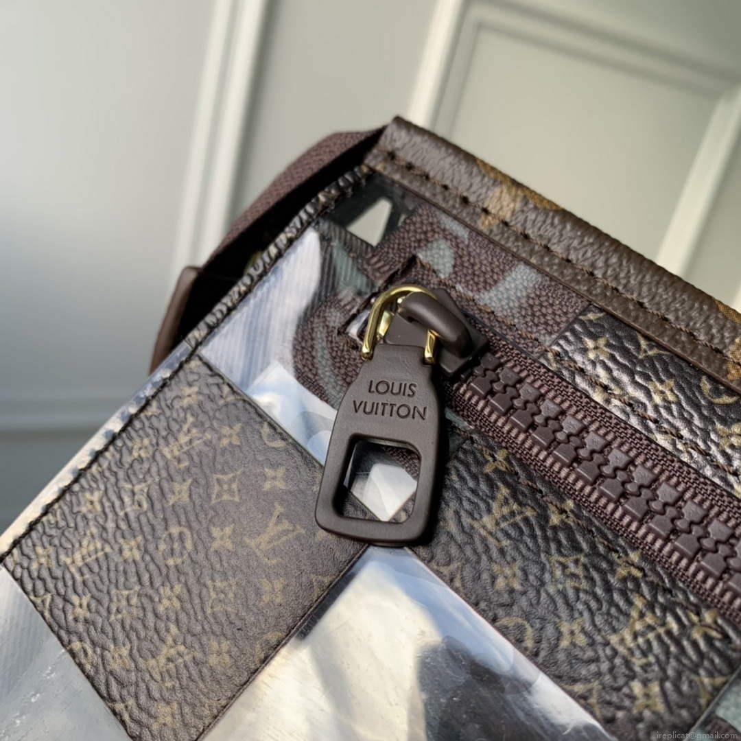 LV M81588 Louis Vuitton Standing Pouch Bag
