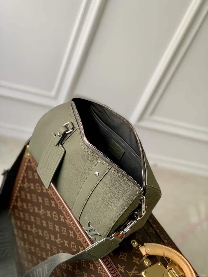 LV M21437 Louis Vuitton City Keepall Bag Khaki