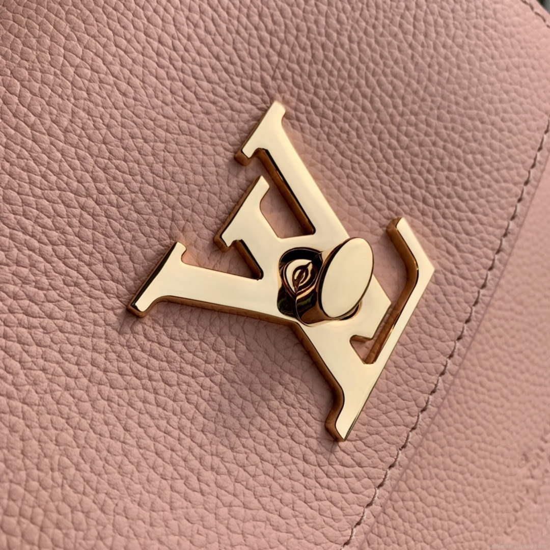 LV M21088 Louis Vuitton Lockme Ever Mini Rose Trianon Pink