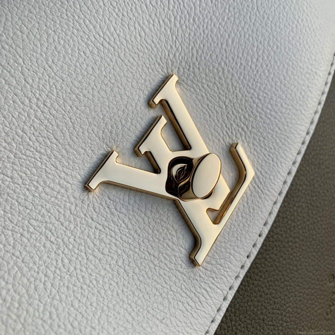 LV M20797 Louis Vuitton Lockme Ever BB Handbag Light Khaki Green