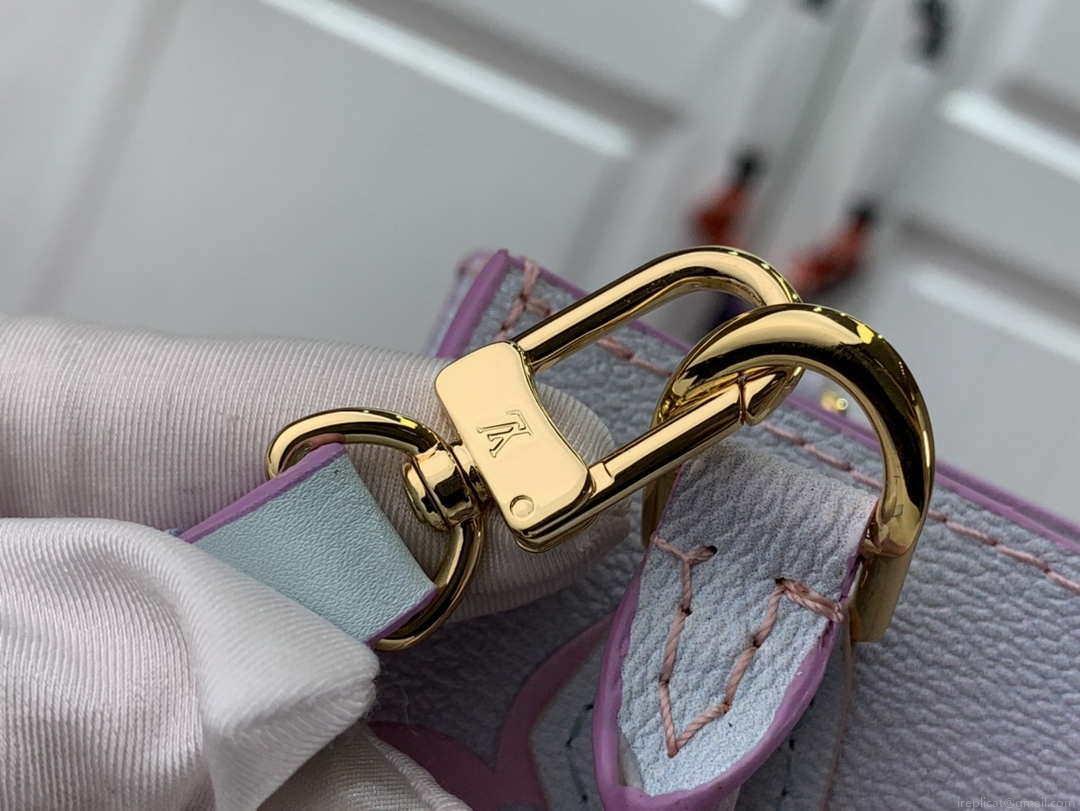LV M81341 Louis Vuitton Louis Vuitton Petit Sac Plat Bag Monogram
