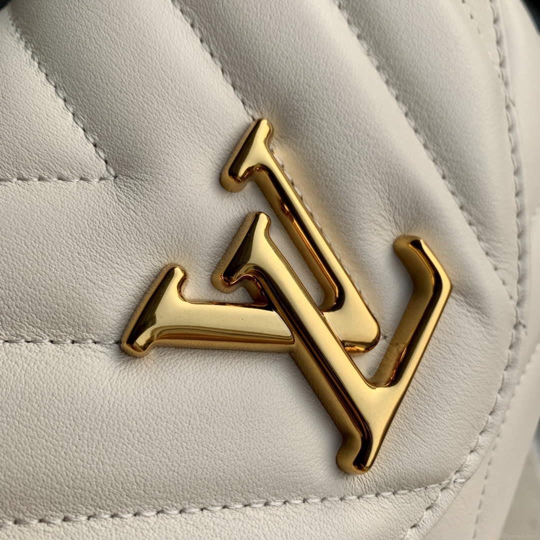 LV M21797 Louis Vuitton Hold Me Top-handle Bag Ivoire White