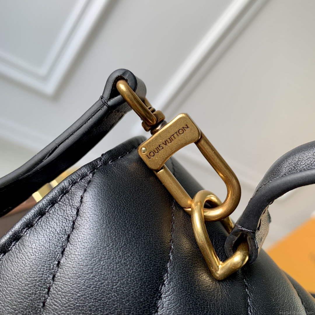 LV M21720 Louis Vuitton Hold Me Top-handle Bag Black