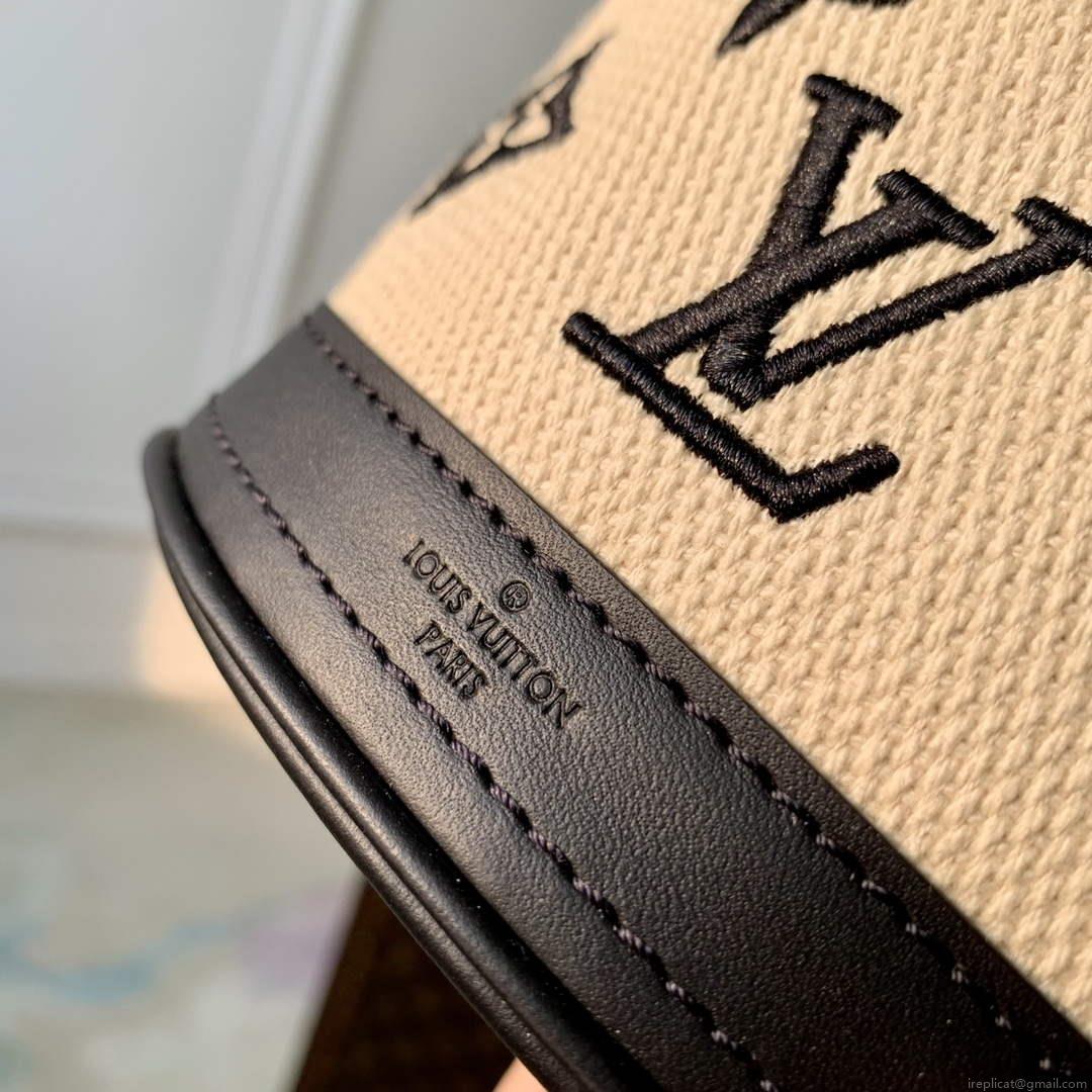 LV M82418 Louis Vuitton Nano Bucket Bag Black