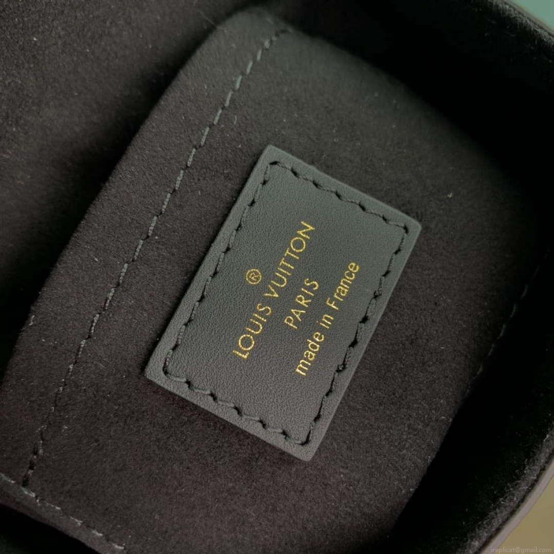 LV M82465 Louis Vuitton Camera Box Handbag