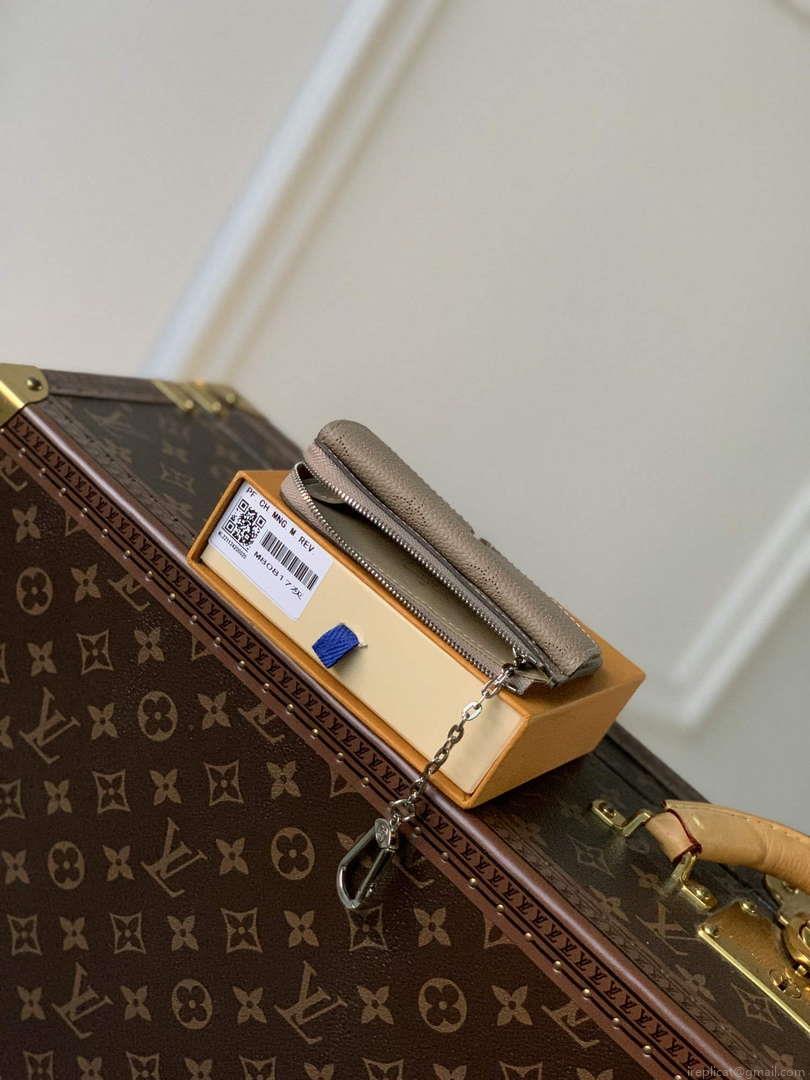 LV M81287 Louis Vuitton Card Holder Recto Verso Galet Gray