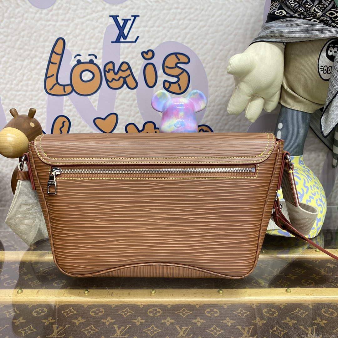 LV M23097 Louis Vuitton Montsouris Messenger Bag Cognac