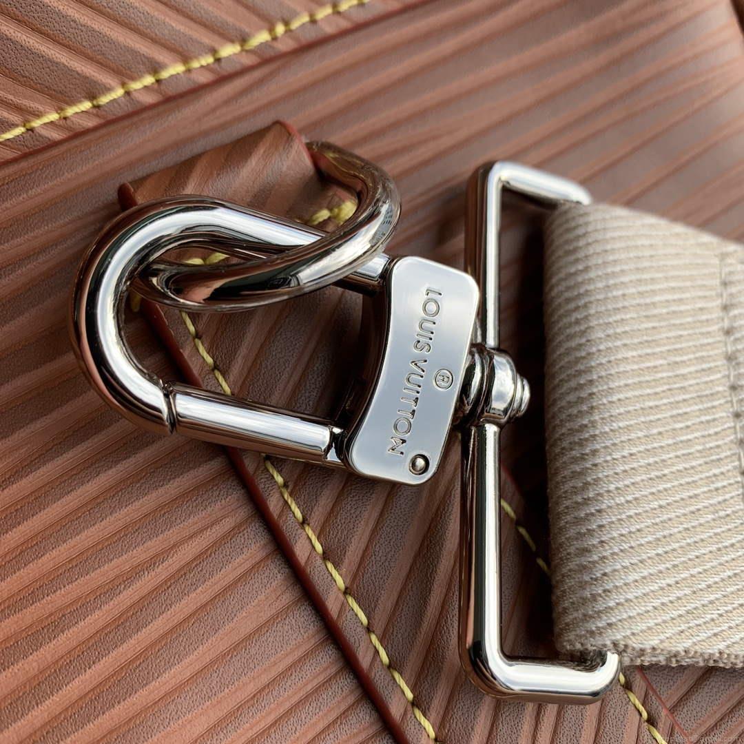 LV M23117 Louis Vuitton Maxi Noé Sling Bag Cognac