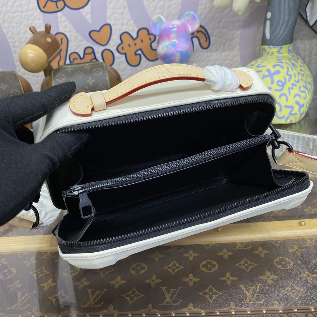 LV M21950 Louis Vuitton Future Trunk Bag White