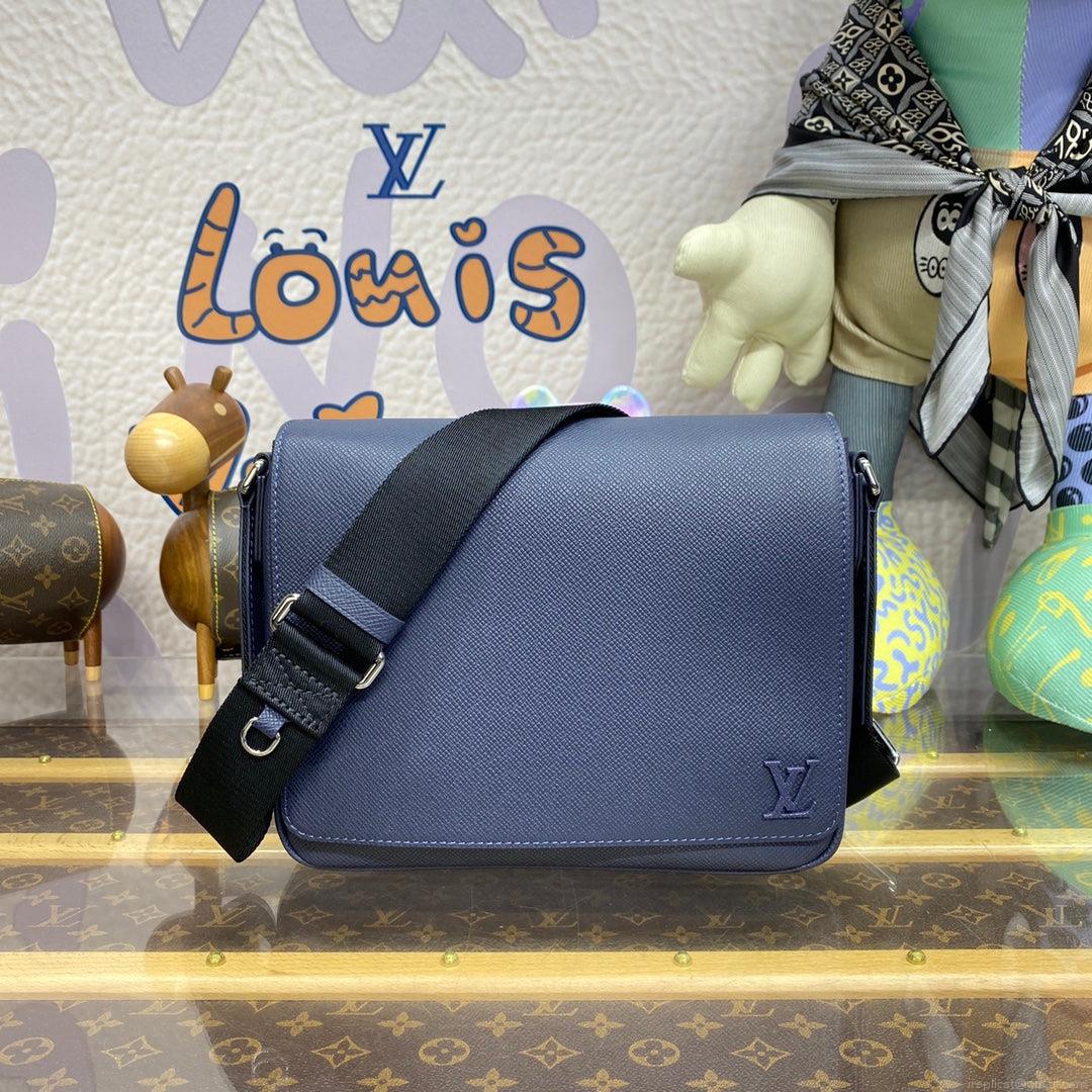 LV M30969 Louis Vuitton District PM Messenger Bag Taiga Midnight Blue