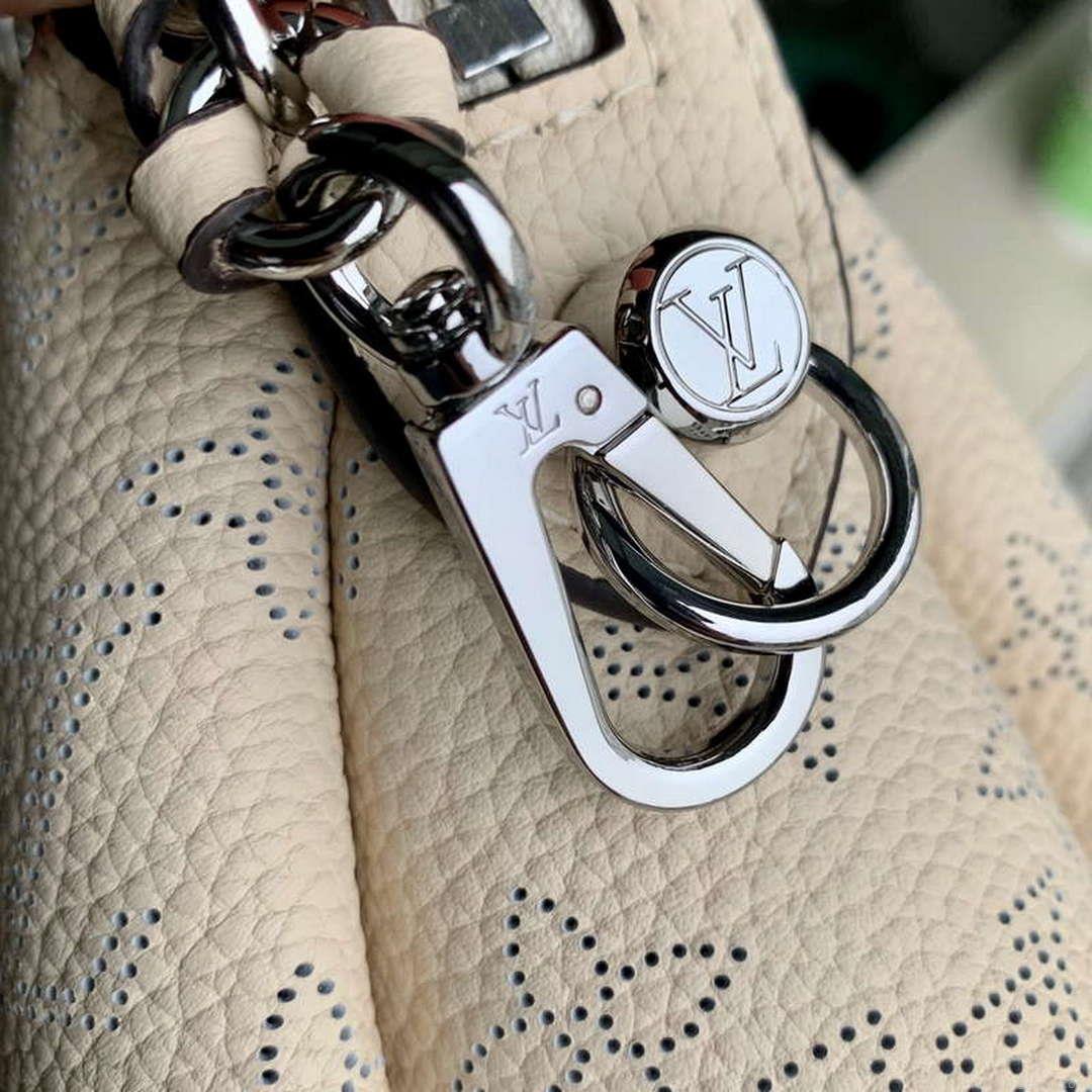 LV M24114 Louis Vuitton Hand It All PM Bag Mahina Crème Beige