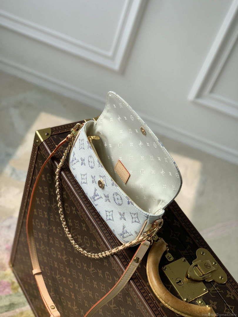 LV M83499 Louis Vuitton Wallet on Chain Ivy Bag Multicolor White