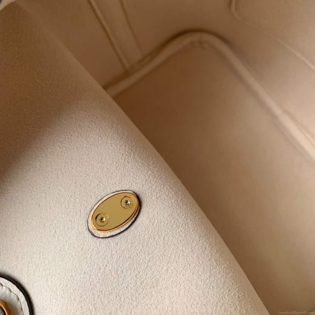 LV M24638 Louis Vuitton Lock and Walk Bucket Bag Quartz
