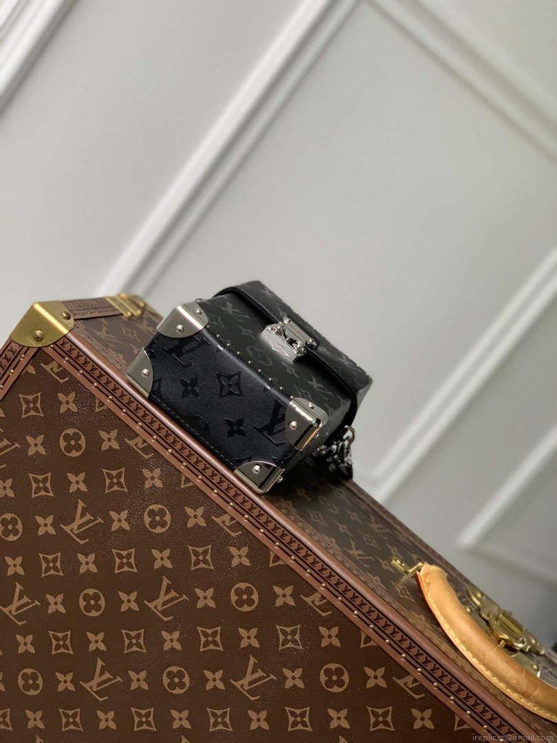 LV M11269 Louis Vuitton Camera Box Handbag Black