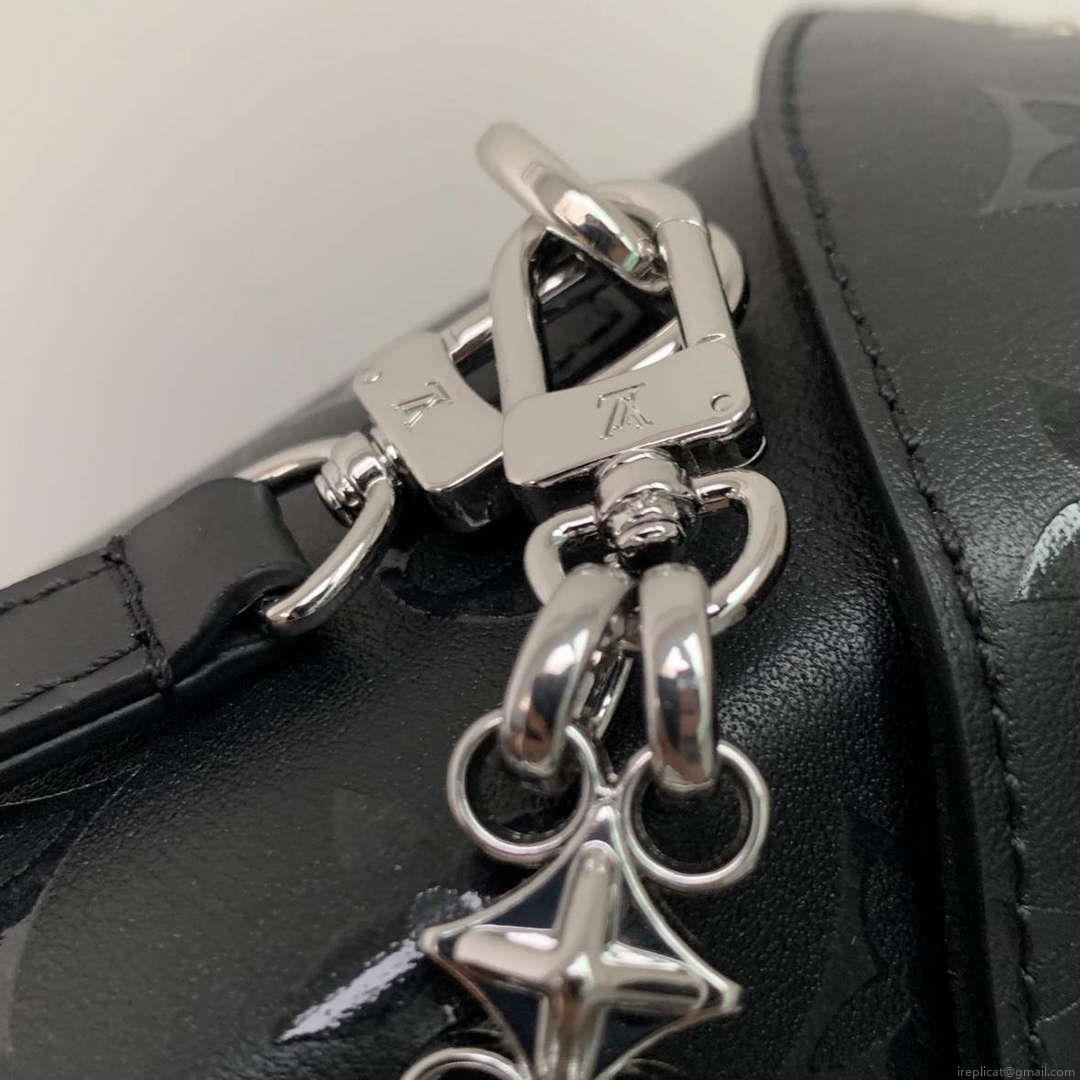 LV M11269 Louis Vuitton Camera Box Handbag Black