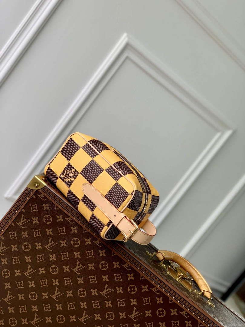 LV N40567 Louis Vuitton Locker Dopp Kit Bag Yellow Damier Other