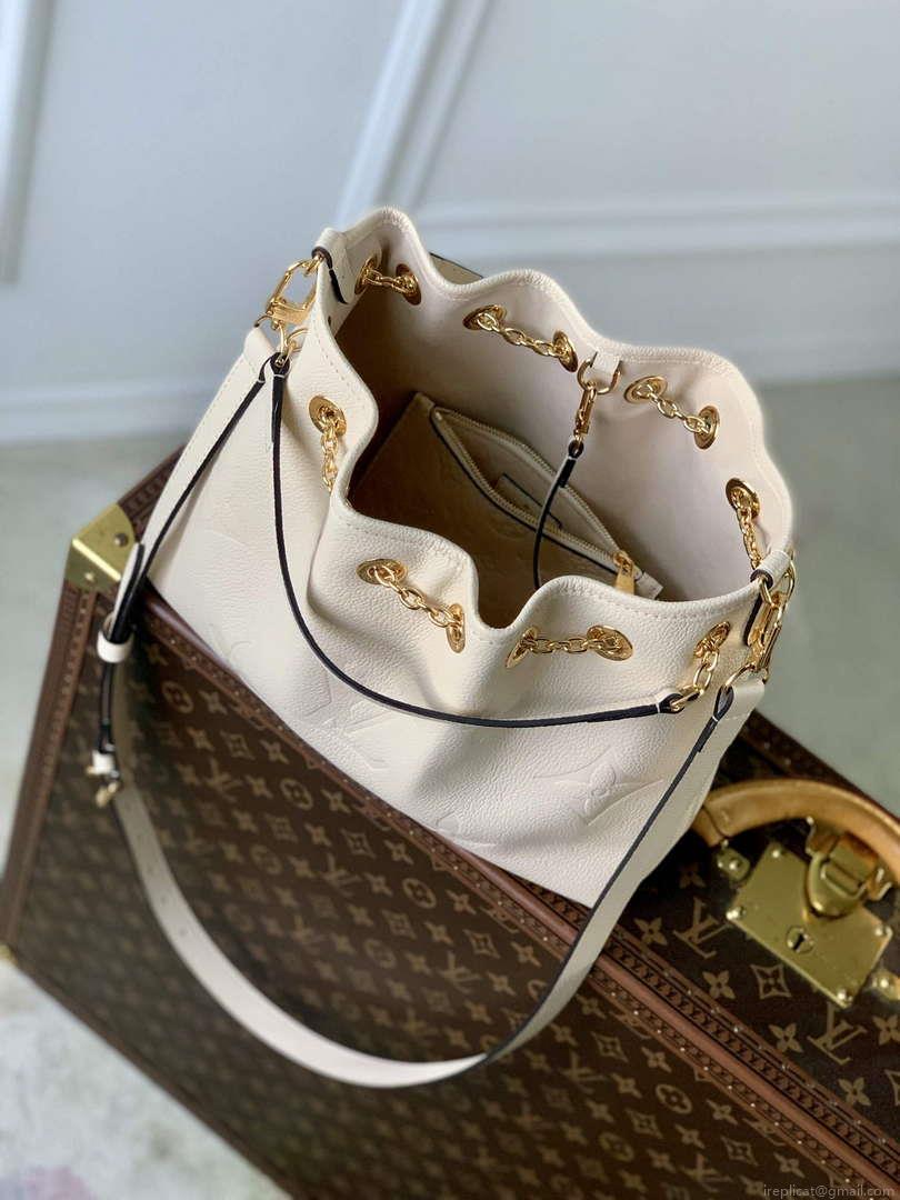 LV M47209 Louis Vuitton LV Bundle Bag Monogram Empreinte Leather Off-white