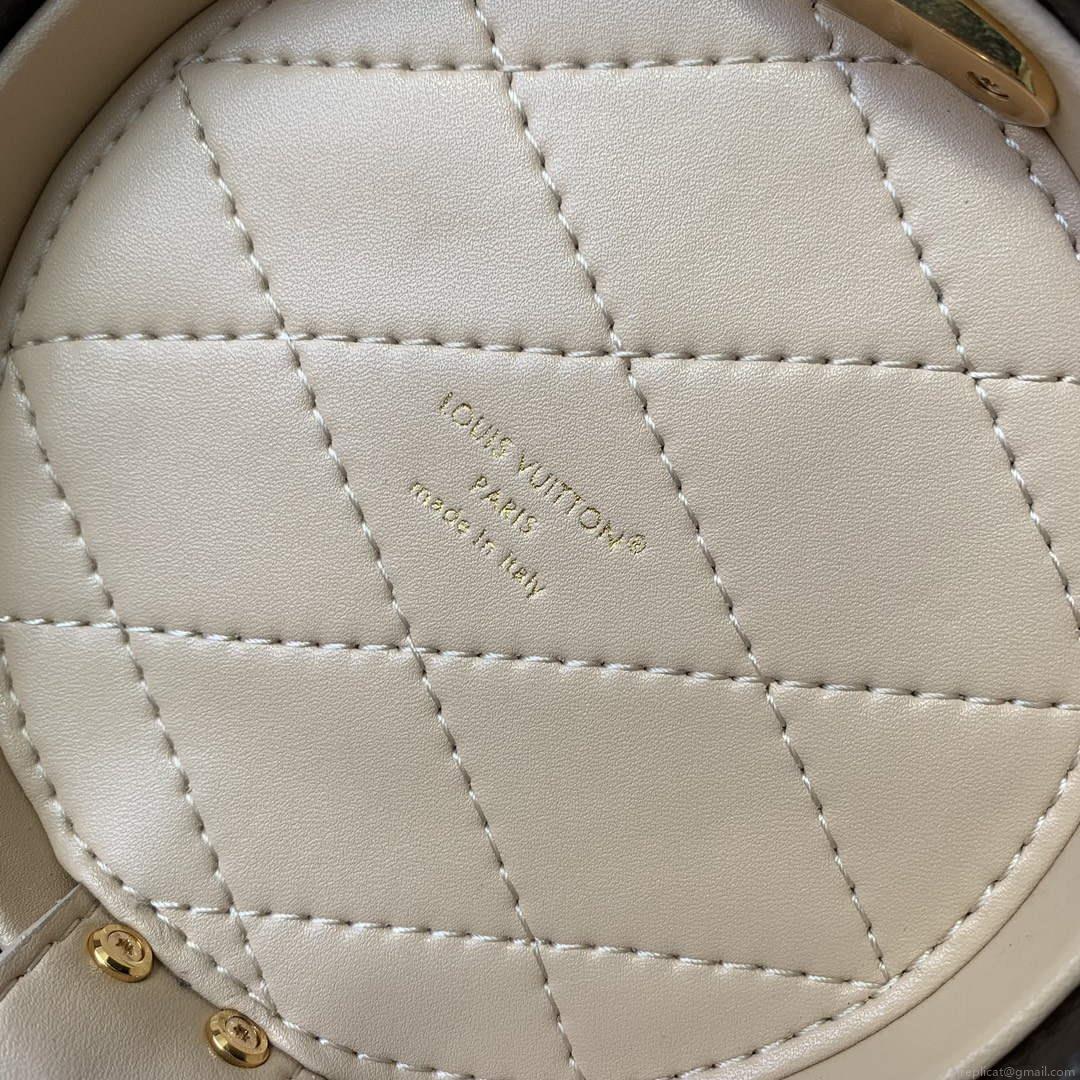 LV M46933 Louis Vuitton Scott Bag Monogram
