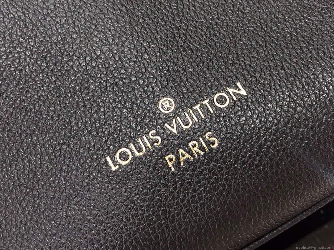 LV M57728 Louis Vuitton On My Side Tote Bag Black