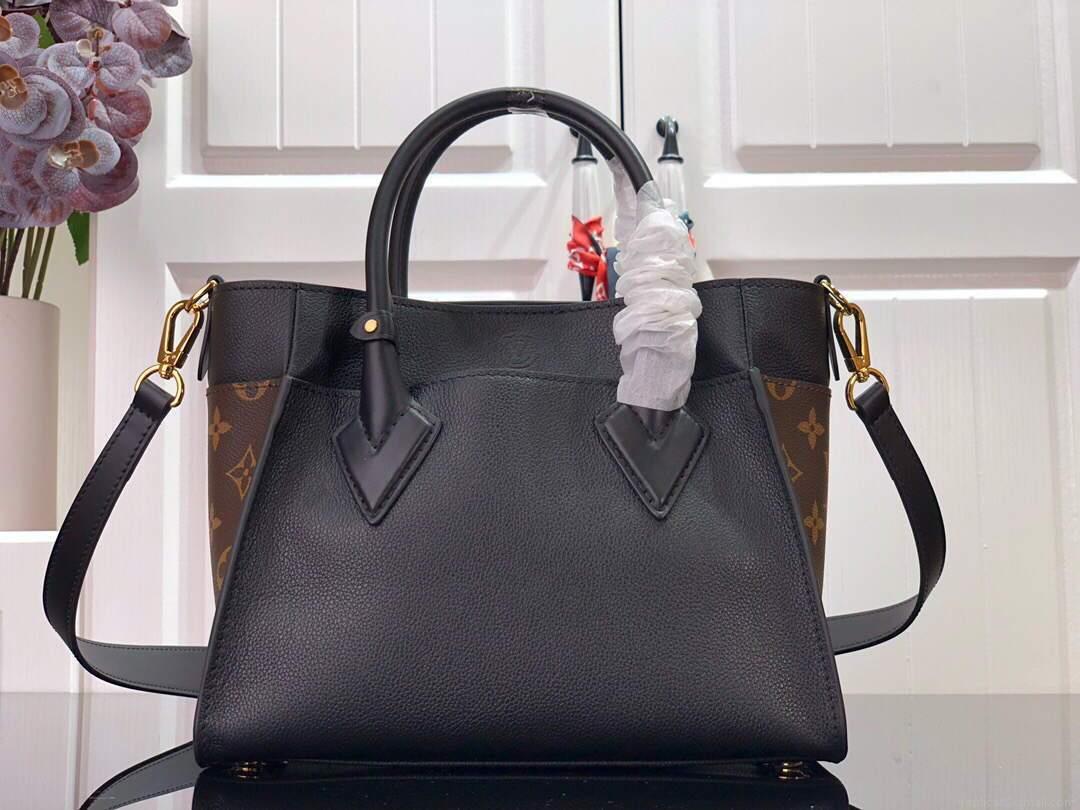 LV M57728 Louis Vuitton On My Side Tote Bag Black