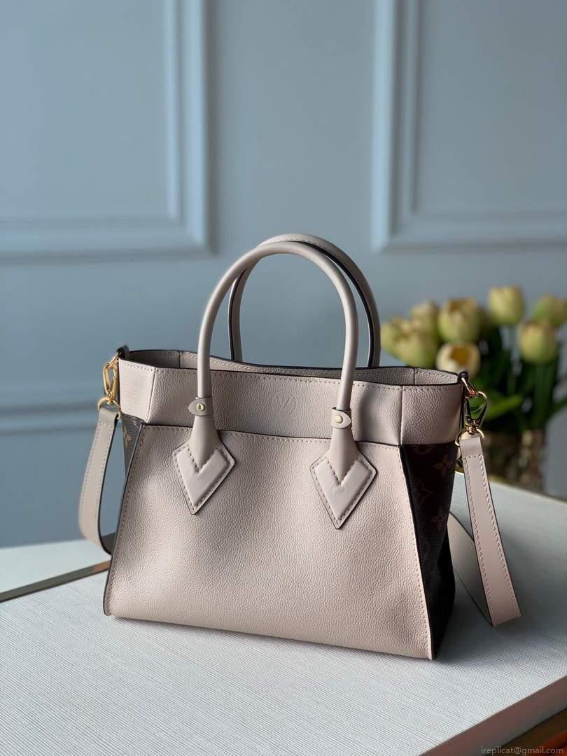 LV M57729 Louis Vuitton On My Side PM Tote Bag M57728 Greige