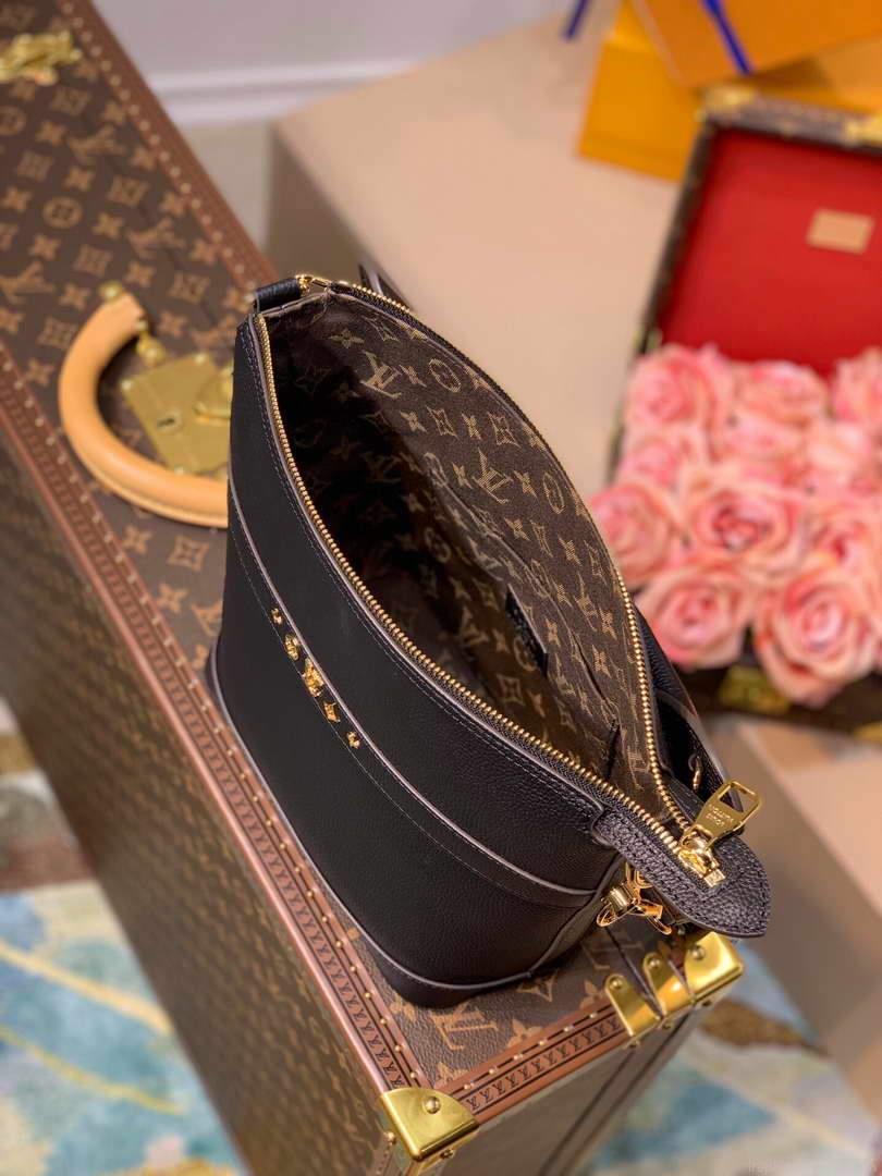 LV M57934 Louis Vuitton Cruiser PM M57813 Bag Black