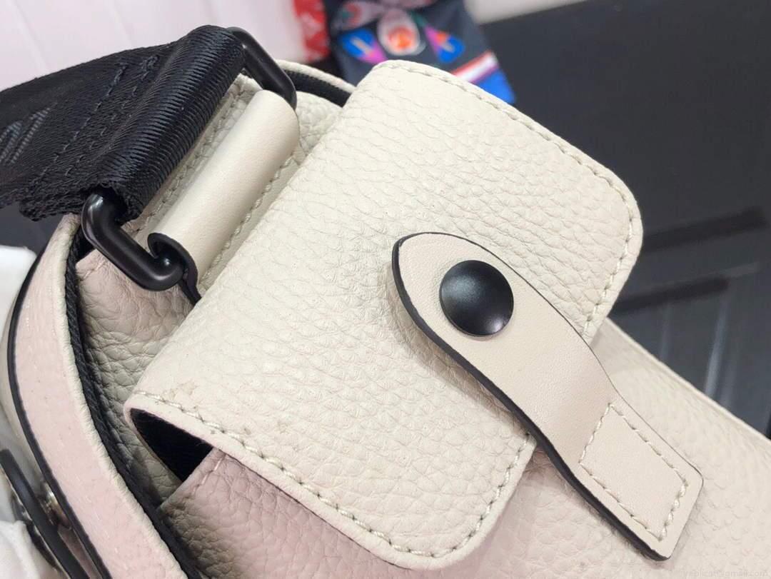 LV M58475 Louis Vuitton Christopher Messenger Bag White M58476