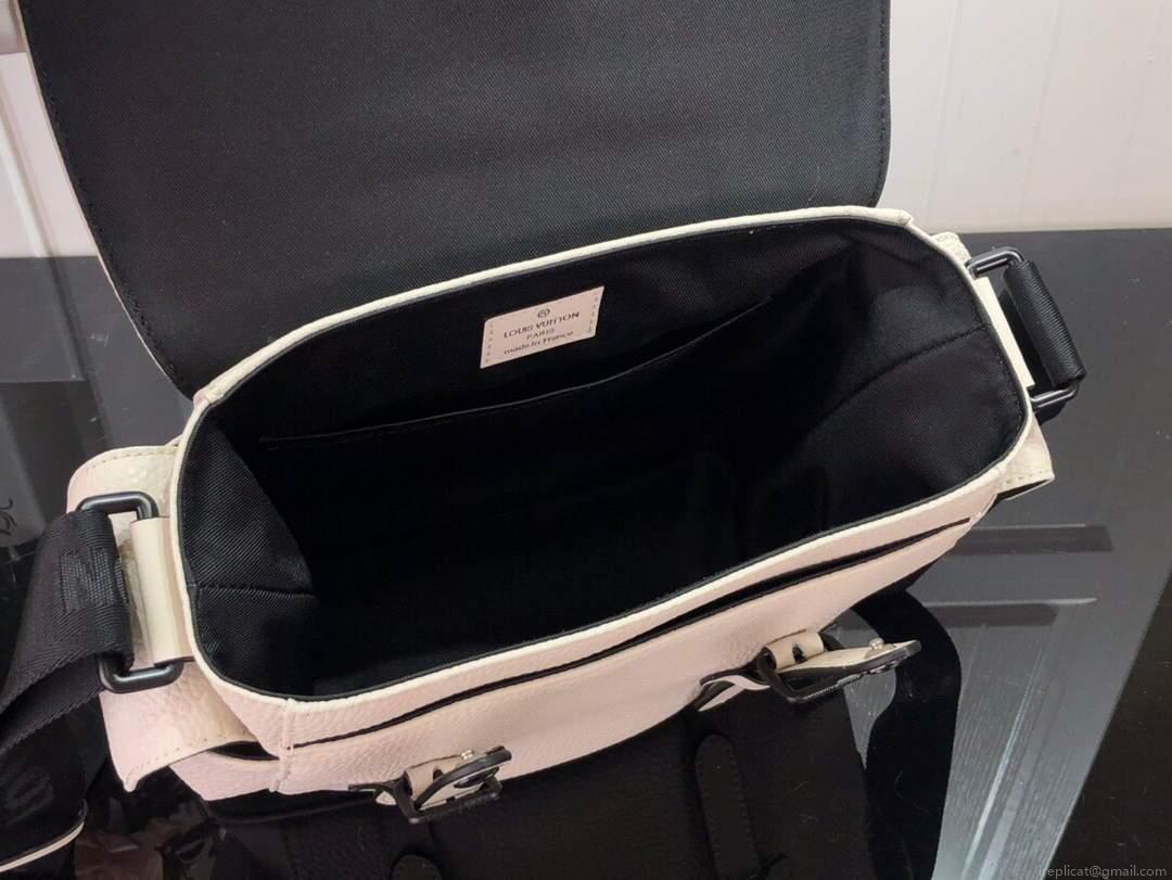 LV M58475 Louis Vuitton Christopher Messenger Bag White M58476
