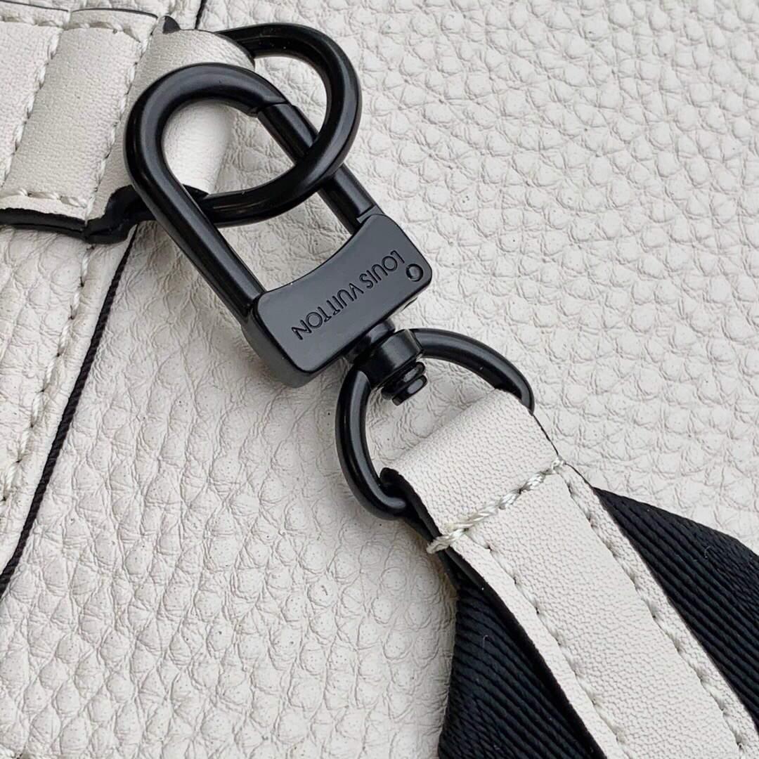LV M58493 Louis Vuitton Christopher XS Bag White M58495