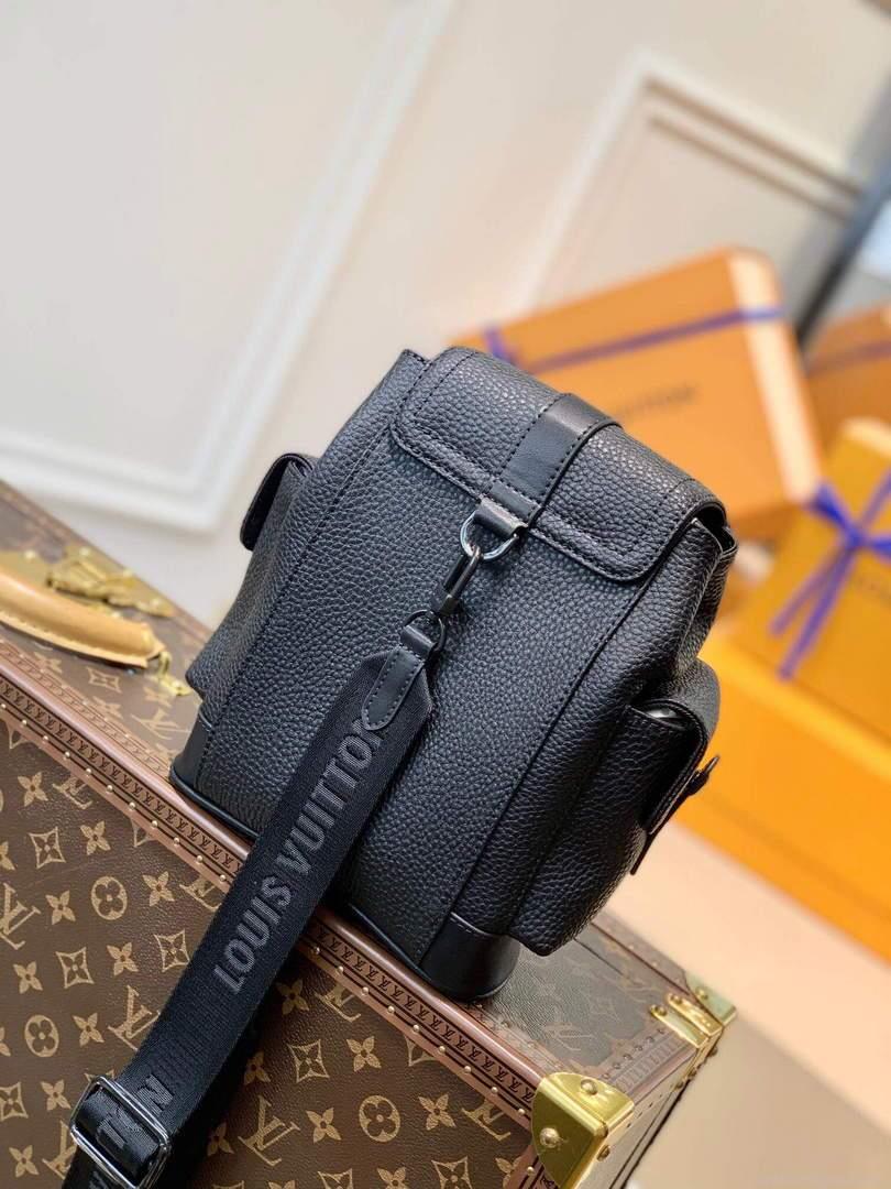 LV M58495 Louis Vuitton Christopher XS Bag Black M58493