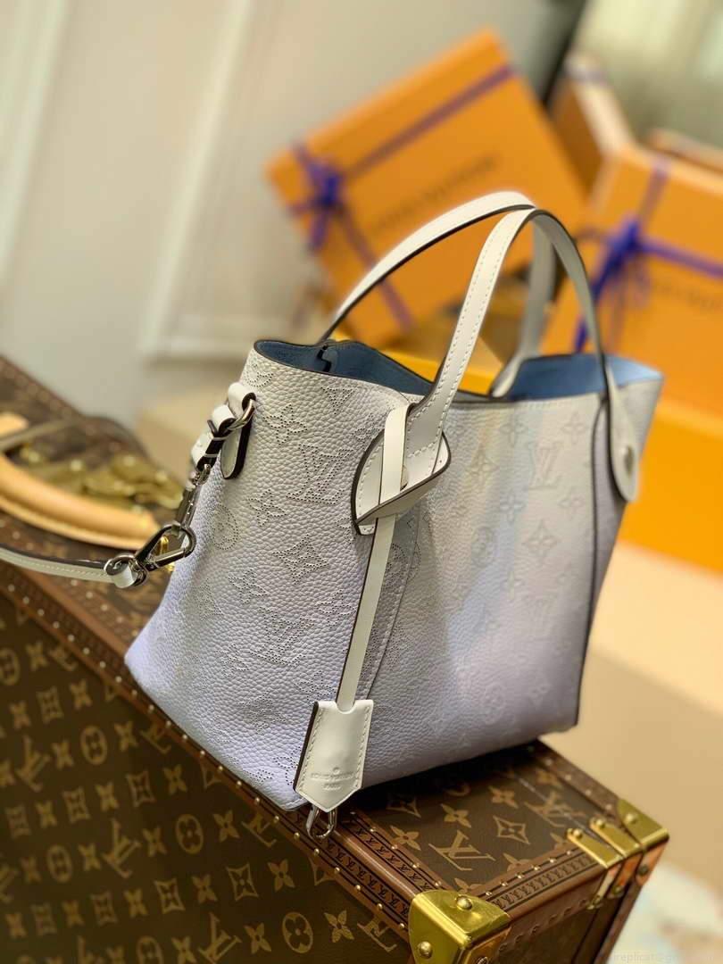 LV M57858 Louis Vuitton Hina PM Bag Gradient Blue