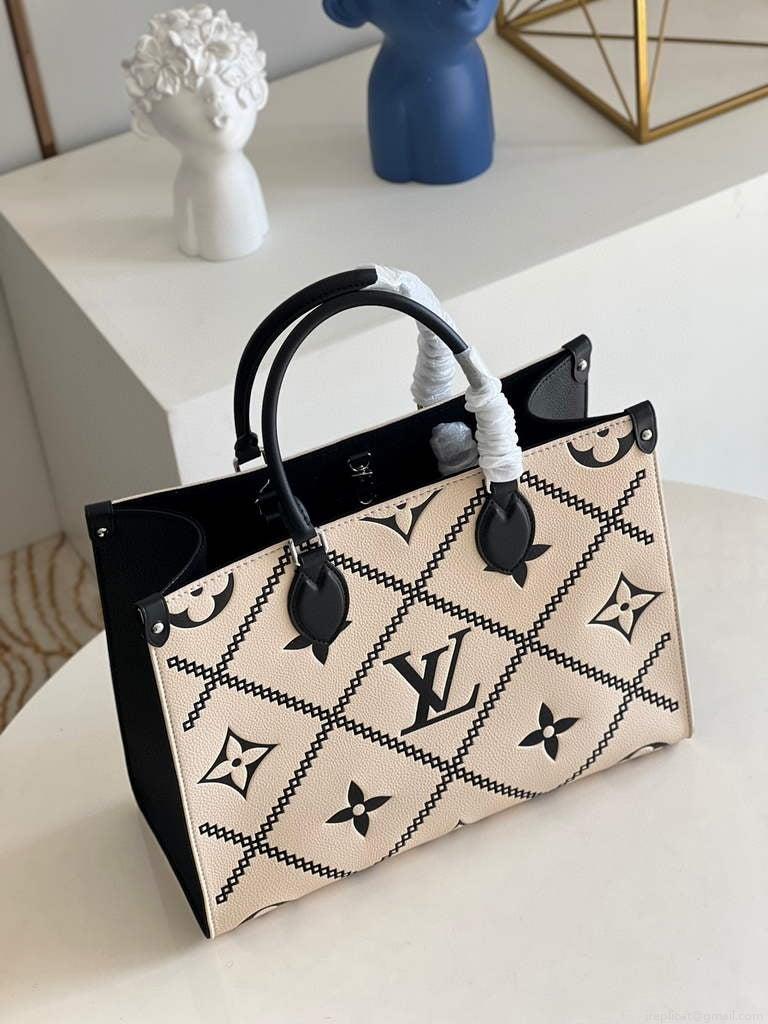 Louis Vuitton M46016 LV M46015 Onthego MM Monogram Crame