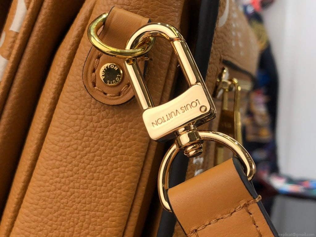 Louis Vuitton M46018 LV M46028 Pochette Metis Monogram Arizona Brown