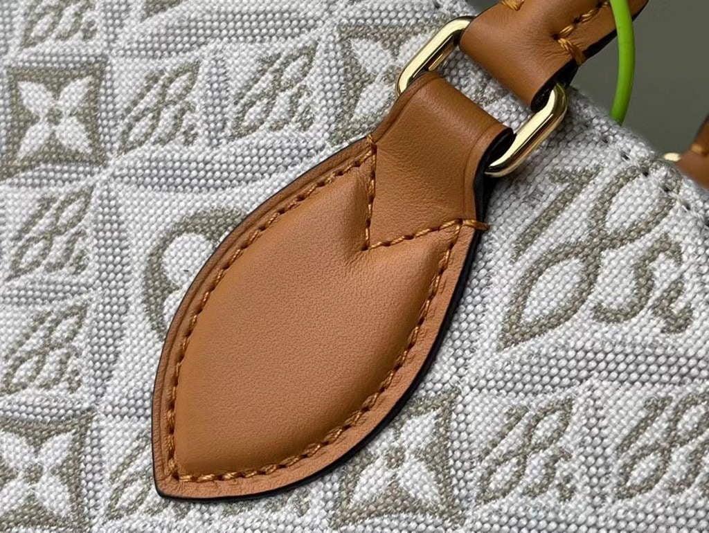 Louis Vuitton M59614 LV M46015 Onthego MM Monogram White