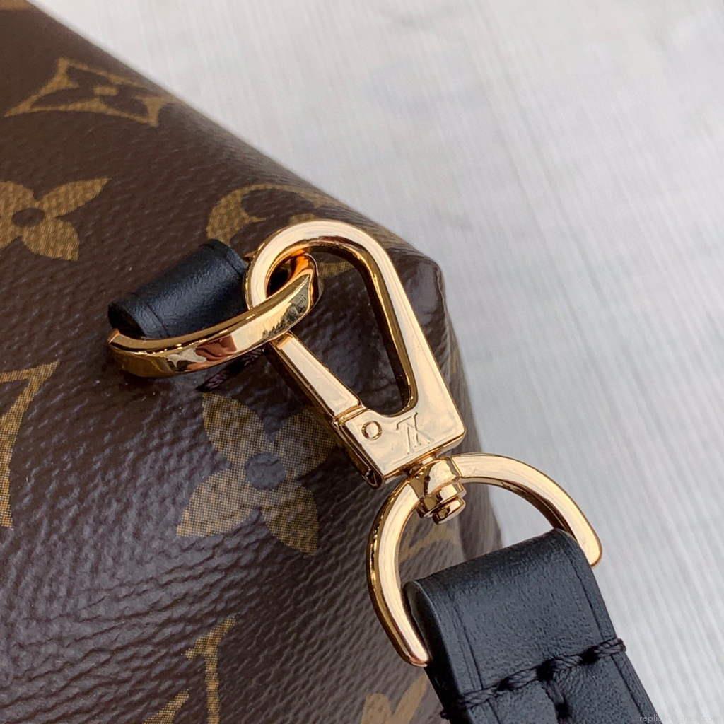 Louis Vuitton M45516 LV M45502 Montsouris BB monogram Black