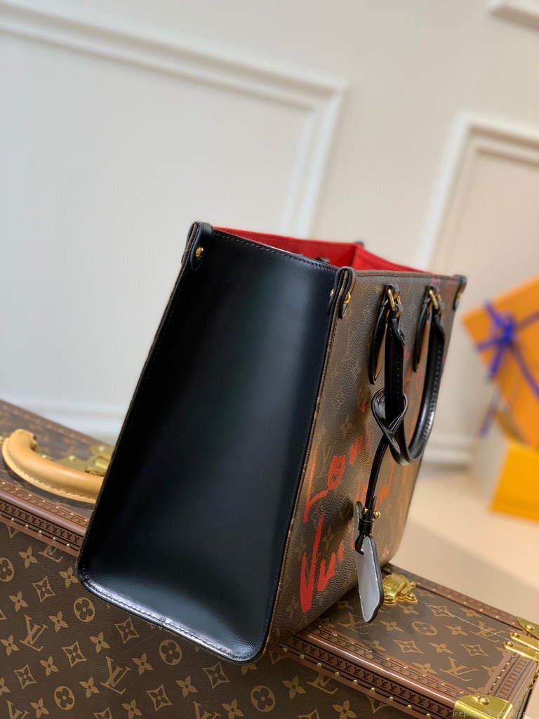 Louis Vuitton M45039 OnTheGo Mini Tote bag Monogram