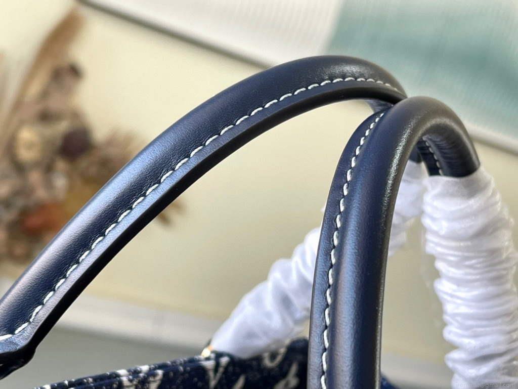 Louis Vuitton M59608 OnTheGo MM Tote bag Monogram Blue