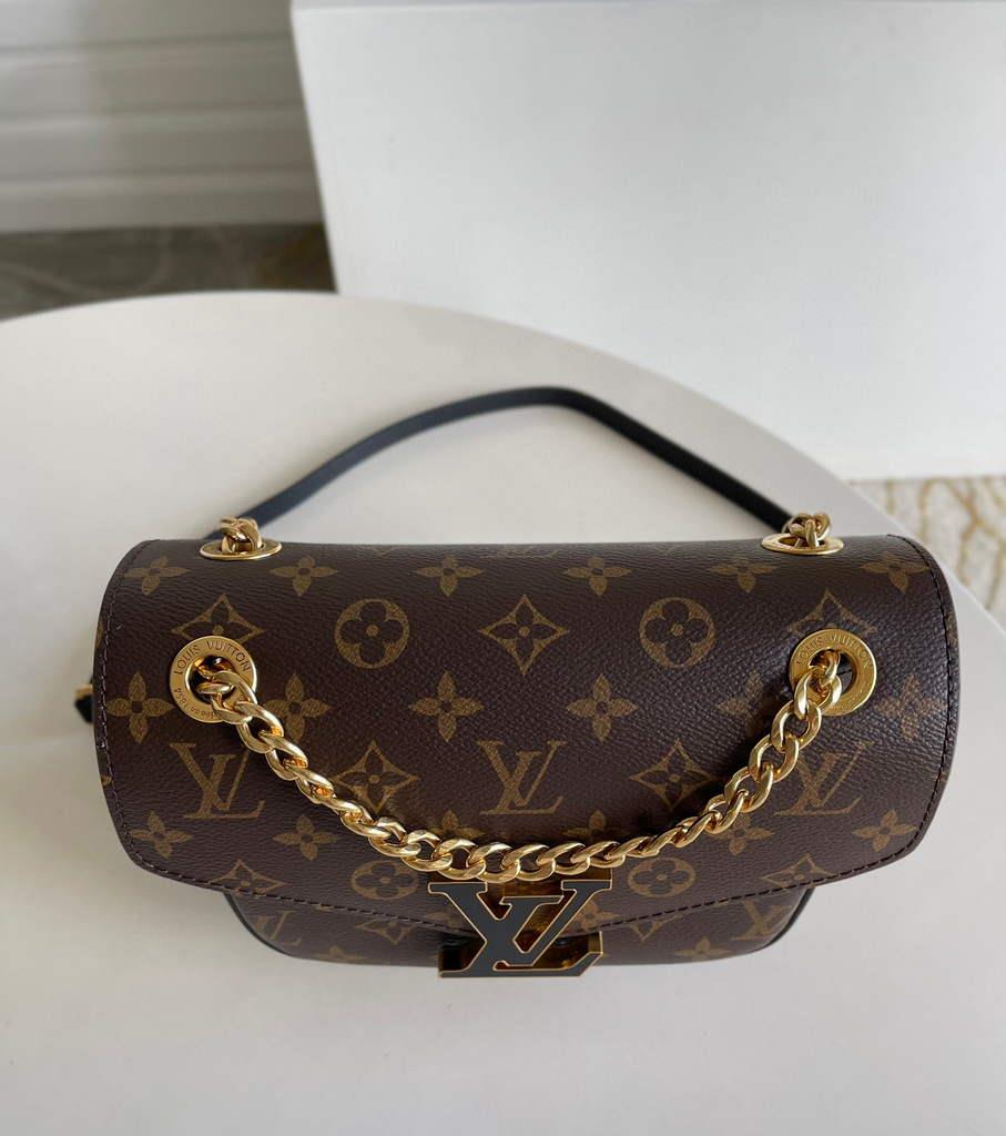 Louis Vuitton M45592 Passy Monogram LV M57888 in Brown