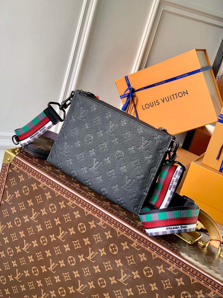 LV M59681 Louis Vuitton In The Loop Trio Pouch Monogram