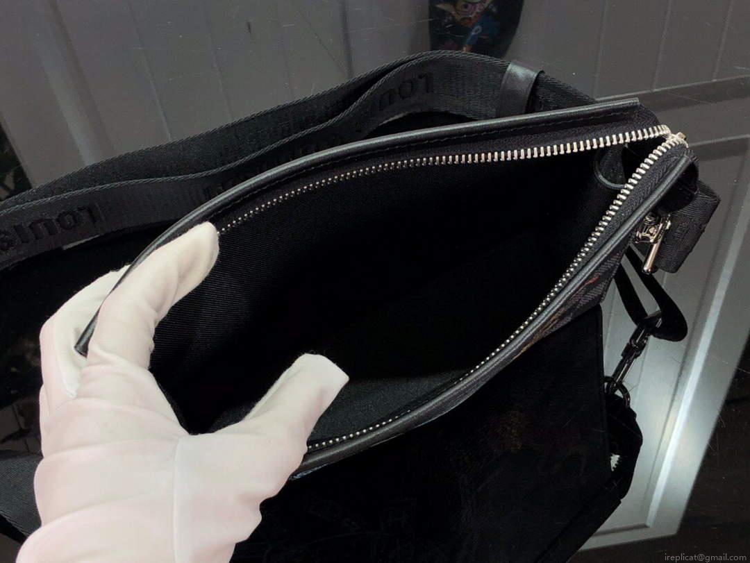 LV N64608 Louis Vuitton Gaston Wearable Wallet Black