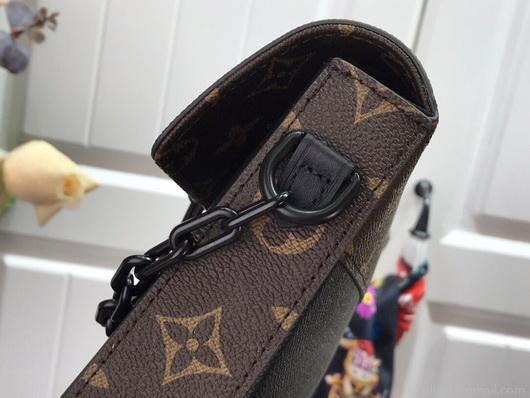 LV M30583 Louis Vuitton Pochette Voyage Steamer Bag Black