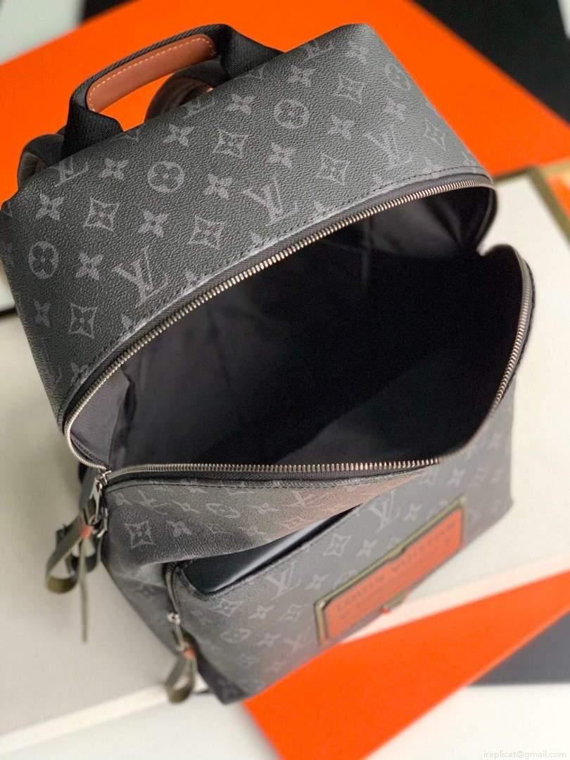 LV M45218 Louis Vuitton Discovery Backpack Black