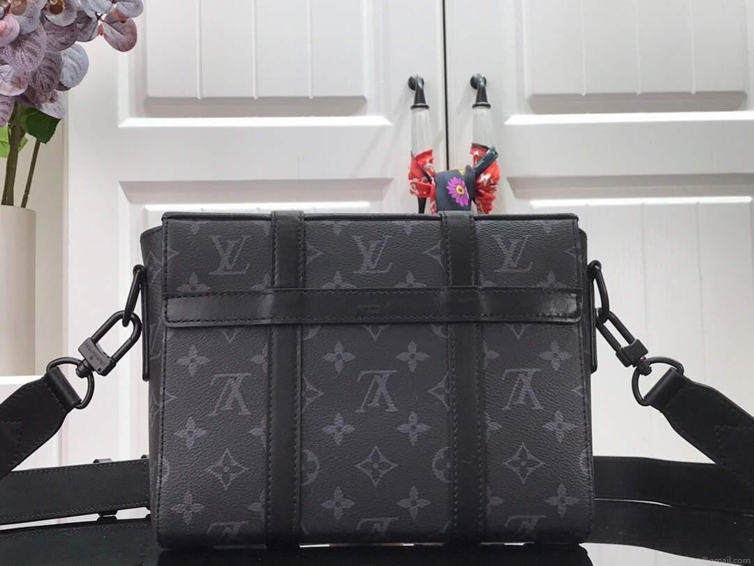 LV M45727 Louis Vuitton Trunk Messenger PM Rectangular Bag Monogram