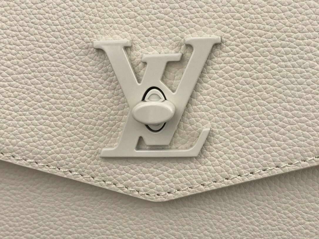 LV M55846 Louis Vuitton Lockme Tote MM Leathers M55818 Bag White