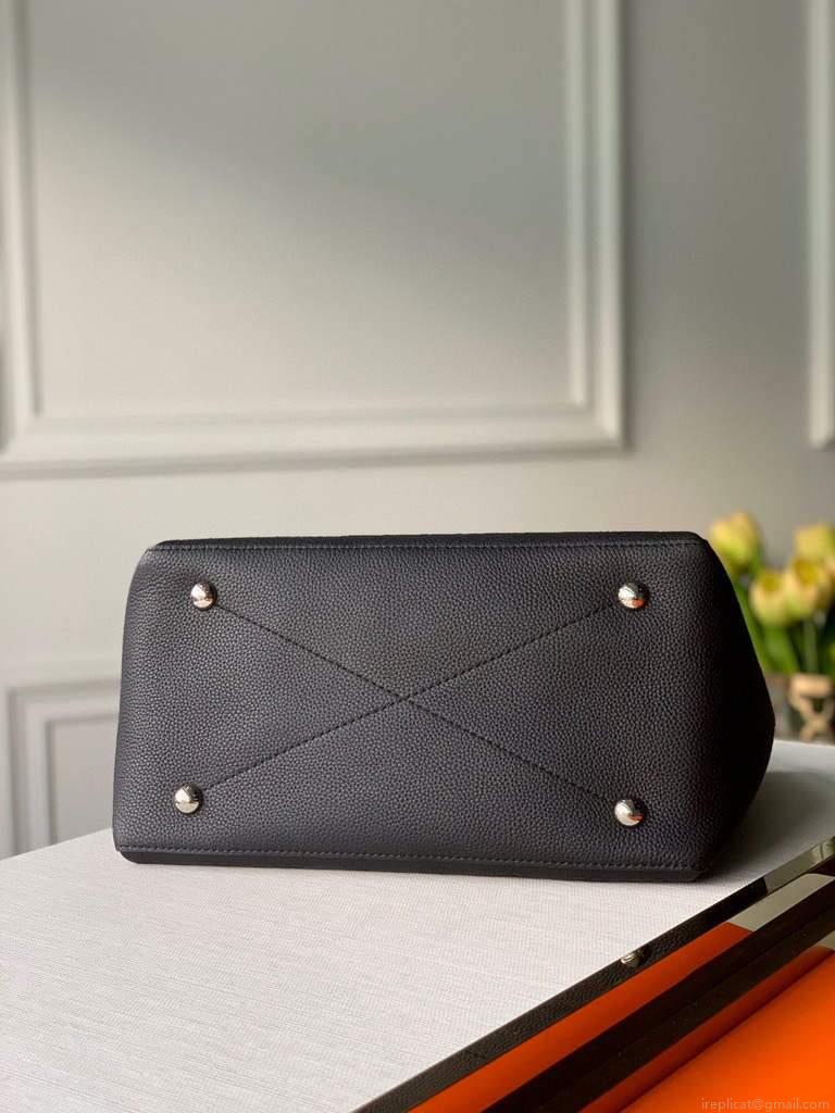 LV M56073 Louis Vuitton M56084 Beaubourg Hobo MM Mahina Black