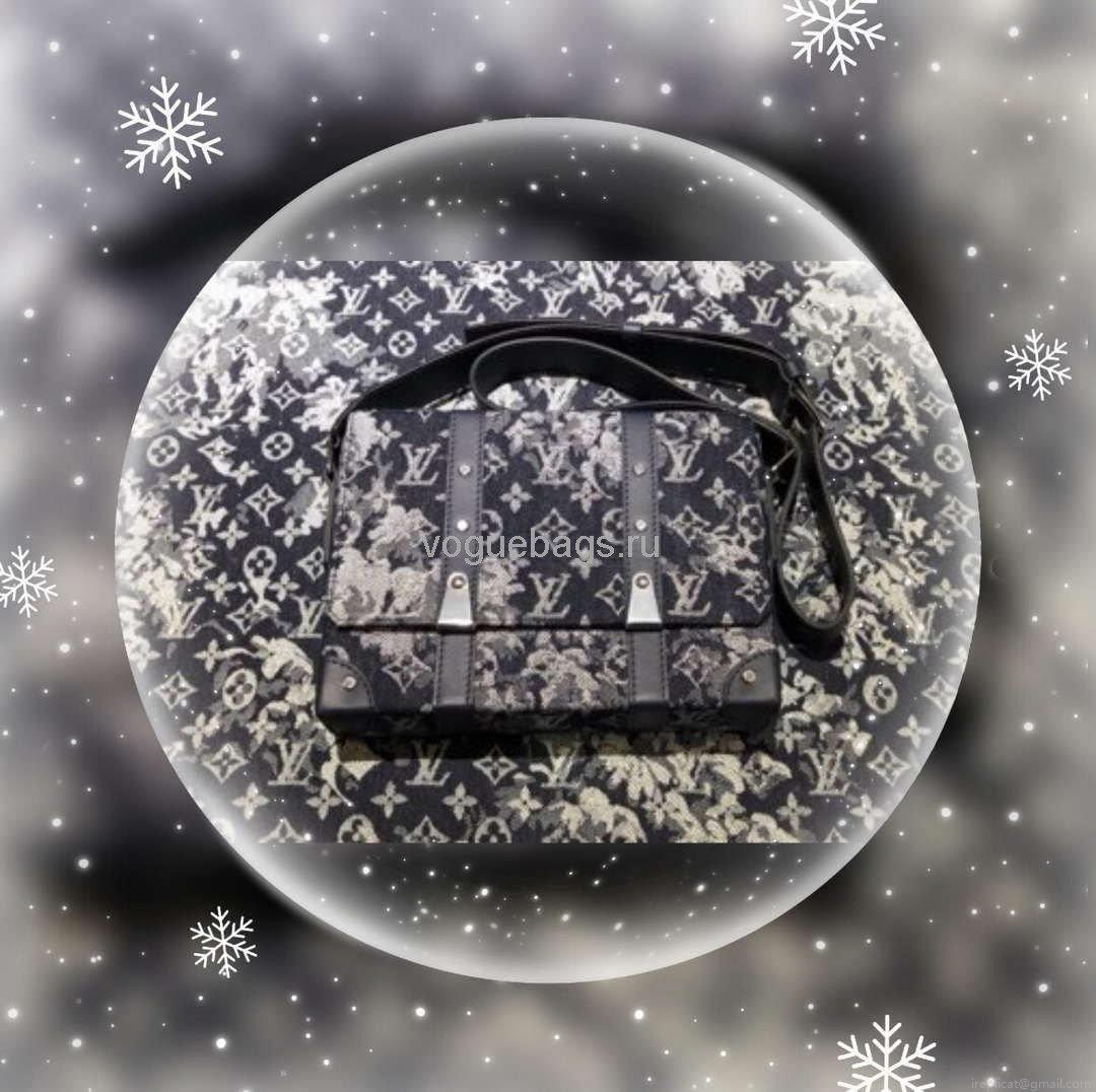 LV M57282 Louis Vuitton Trunk Messenger Monogram Tapestry Bag