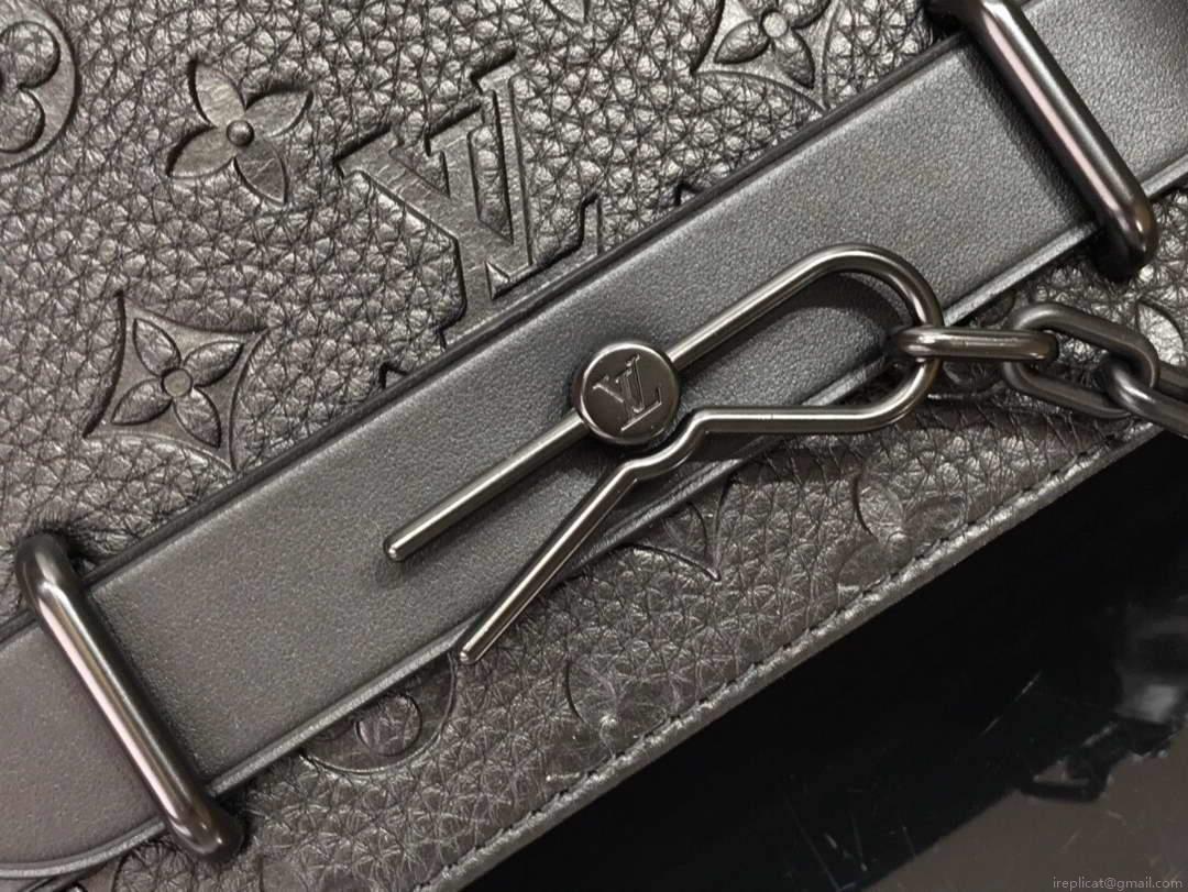 LV M57307 Louis Vuitton Steamer Messenger Bag Black