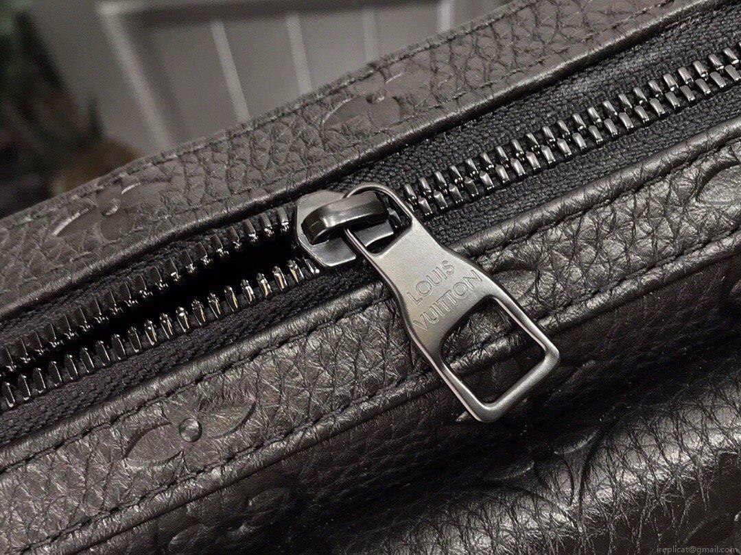 LV M57307 Louis Vuitton Steamer Messenger Bag Black
