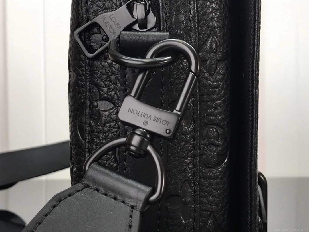 LV M57307 Louis Vuitton Steamer Messenger Bag Black