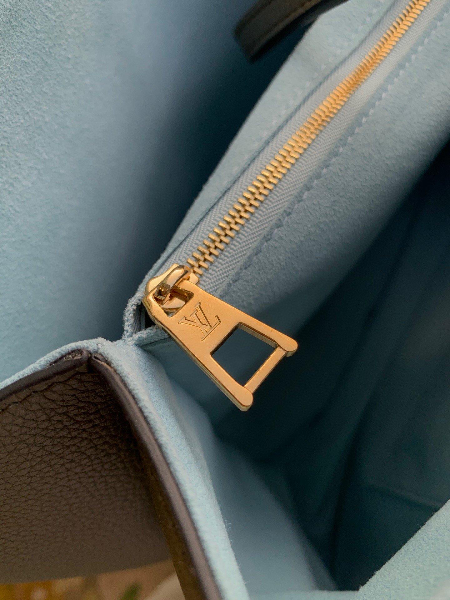 LV M57345 Louis Vuitton M57346 Lockme Shopper M57347 Bag Grained Calf Leather Green